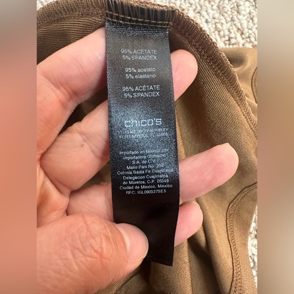 Chicos Travelers Slinky Ring Detail Sierra top size 3 or L NWT - Picture 6 of 6